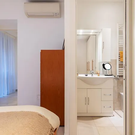 Apartman Lecco Flexyrent A.c. *